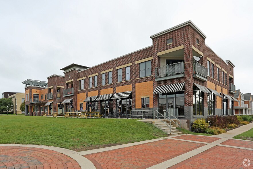 Primary Photo Of 115-125 56th St, Kenosha Restaurant For Lease