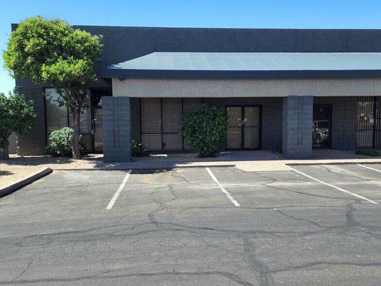 More Photos Of 49 S Sycamore St, Mesa Unknown For Lease