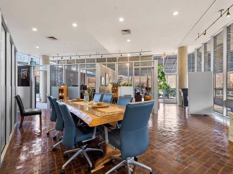 More Photos Of 1 N Pack Sq, Asheville Office For Lease