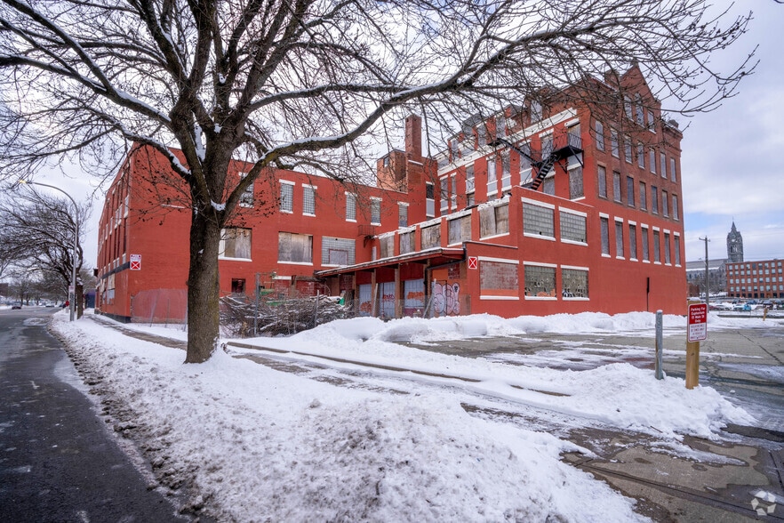 More Photos Of 345-363 Dwight St, Holyoke Manufacturing For Sale