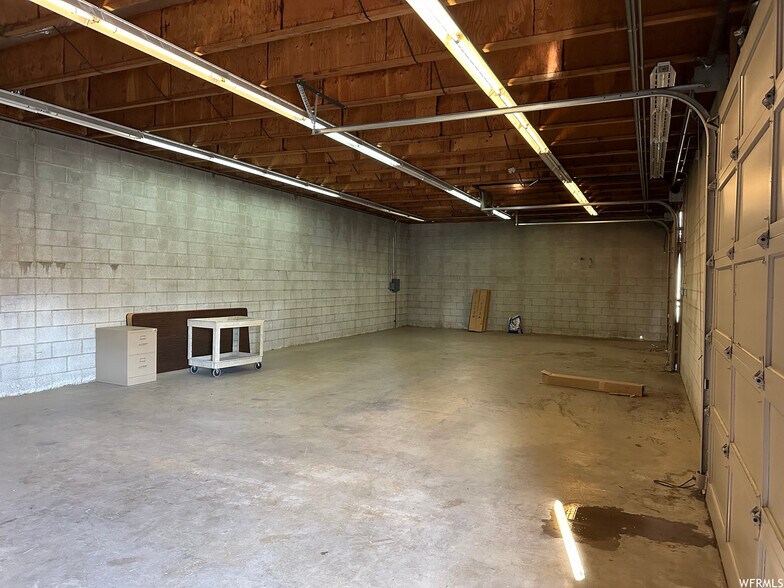 More Photos Of 2970 S West Temple, Salt Lake City Flex For Sale