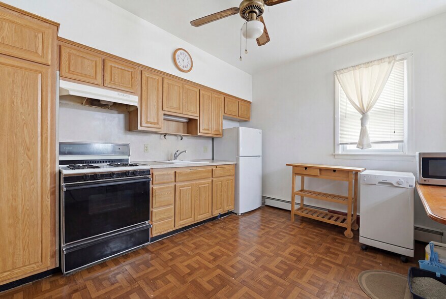 More Photos Of 598 Van Houten Ave, Clifton Storefront Retail Residential For Sale
