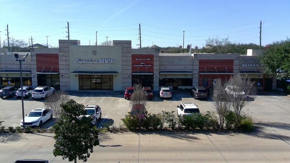 More Photos Of 1403 Highway 6, Sugar Land Medical For Lease