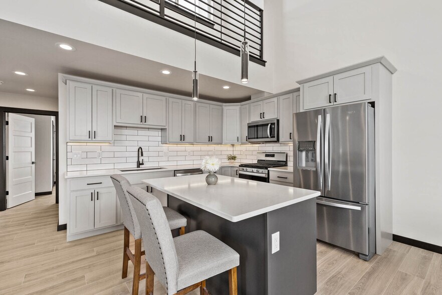 More Photos Of 2998 N 27th Ave, Bozeman Light Manufacturing For Lease