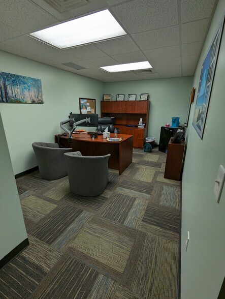 More Photos Of 222 W Main St, Belleville Medical For Sale