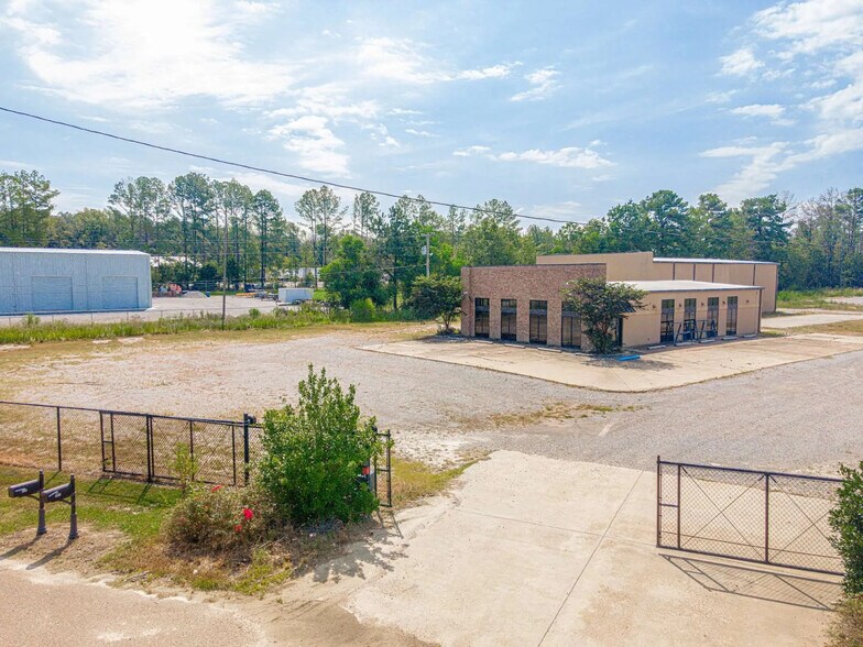 Primary Photo Of 6159 Highway 25, Brandon Industrial For Sale