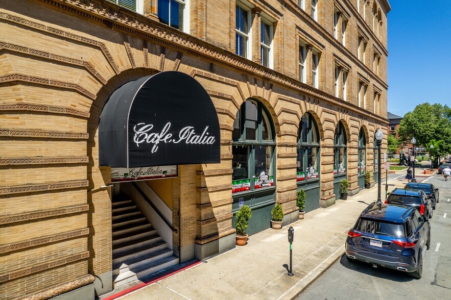 More Photos Of 555 Pleasant St, New Bedford Office For Sale