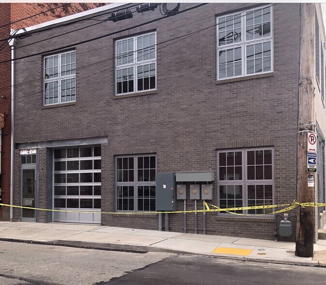Primary Photo Of 1500 Bingham St, Pittsburgh Warehouse For Sale
