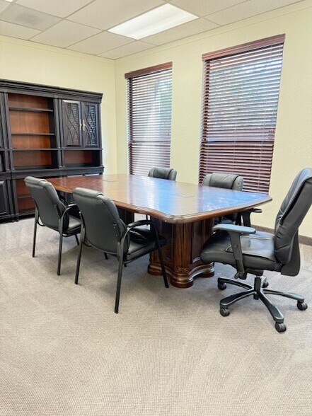 More Photos Of 4651 Quail Lakes Dr, Stockton Office For Lease