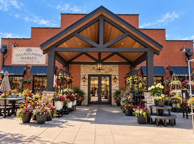 Primary Photo Of 4 W Main St, Hayesville Freestanding For Sale