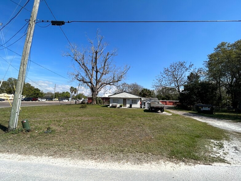 More Photos Of 5616 State Road 54, New Port Richey General Retail For Sale