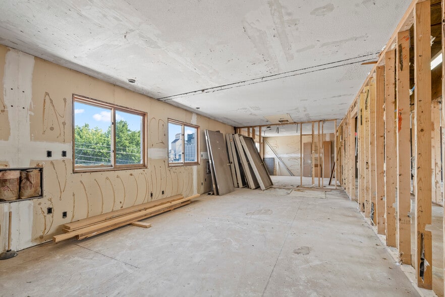 More Photos Of 537 2nd St, Havre Hotel For Sale