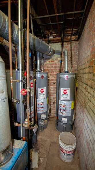 More Photos Of 56 Cortland St, Newark Apartments For Sale