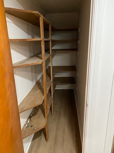 More Photos Of 1113 W Hill St, Urbana Apartments For Sale