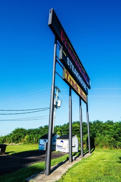 More Photos Of 7052 Benton Rd, Paducah Restaurant For Sale