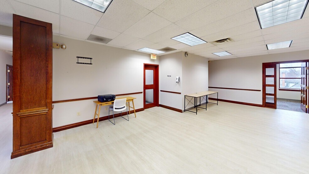 More Photos Of 11 Summer St, Buffalo Medical For Lease