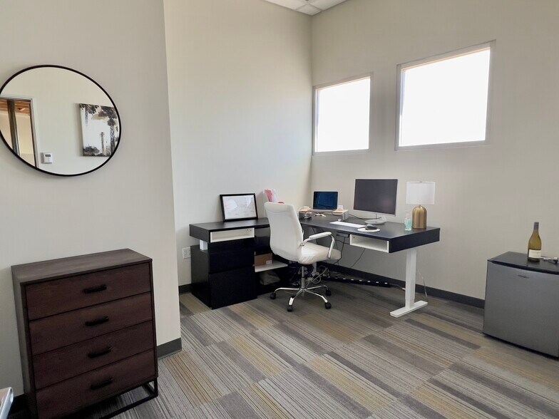 More Photos Of 7507-7511 E McDonald Dr, Scottsdale Office For Lease