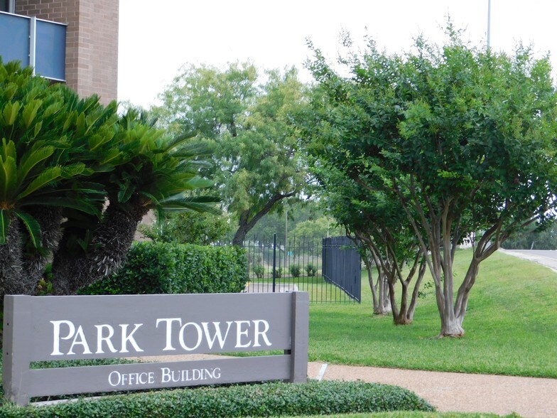 Primary Photo Of 710-724 Buffalo St, Corpus Christi Unknown For Lease