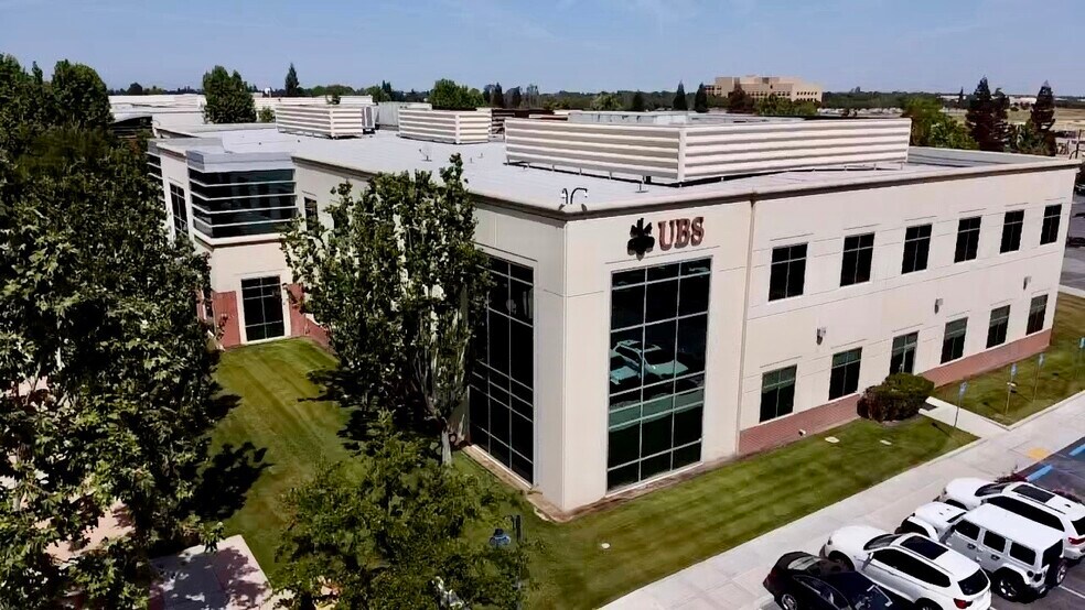 More Photos Of 9201 Camino Media, Bakersfield Office For Lease