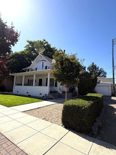More Photos Of 263 5th St, Gilroy Apartments For Sale