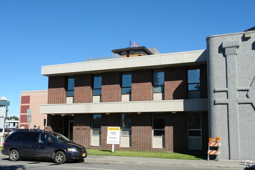 More Photos Of 921 W 6th Ave, Anchorage Office For Sale