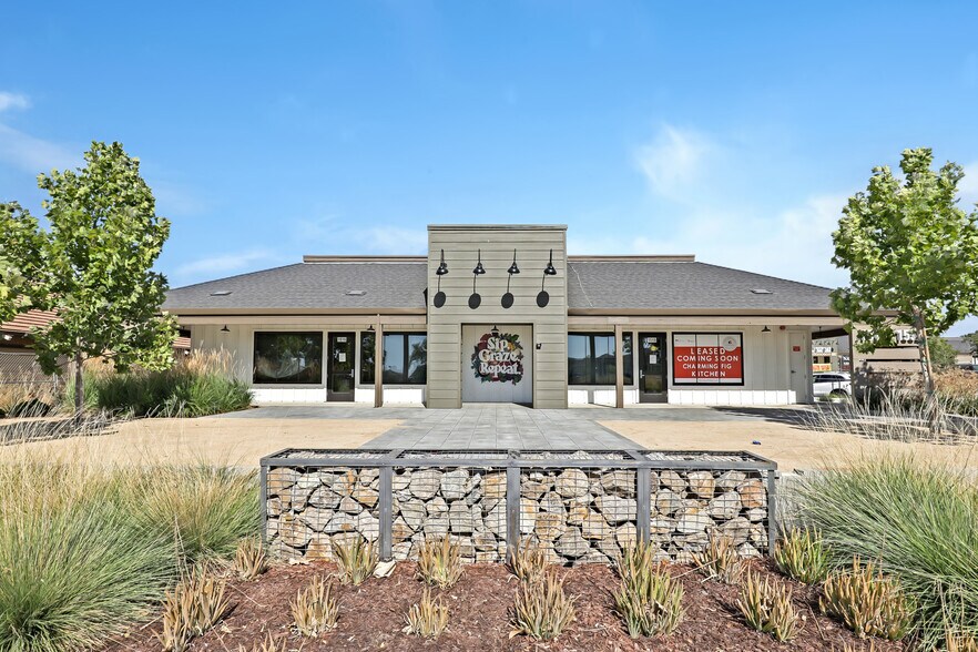 More Photos Of 1628 Holmes St, Livermore Storefront Retail Office For Lease