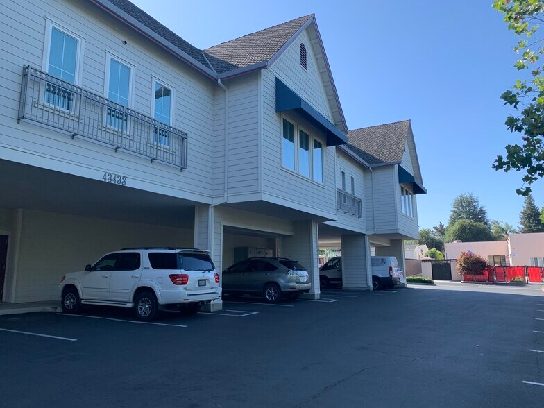 More Photos Of 43427-43433 Mission Blvd, Fremont Office For Sale