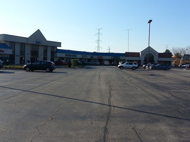 More Photos Of 315-345 W Northwest Hwy, Palatine Unknown For Lease