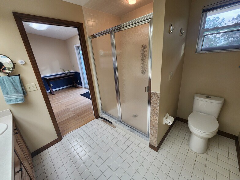 More Photos Of 2105 Drew St, Clearwater Office For Sale