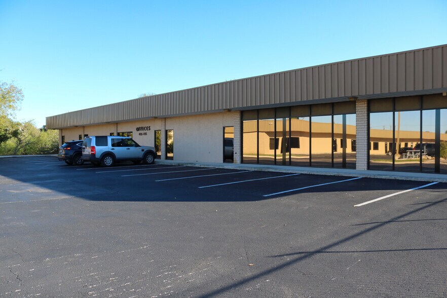 More Photos Of 24123 Boerne Stage Rd, San Antonio Unknown For Lease