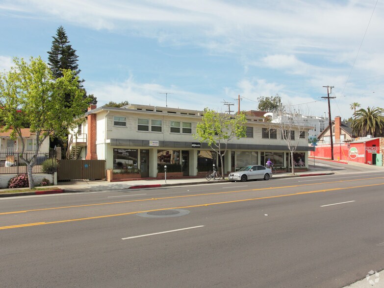 Primary Photo Of 3000-3010 Lincoln Blvd, Santa Monica Storefront Retail Residential For Lease