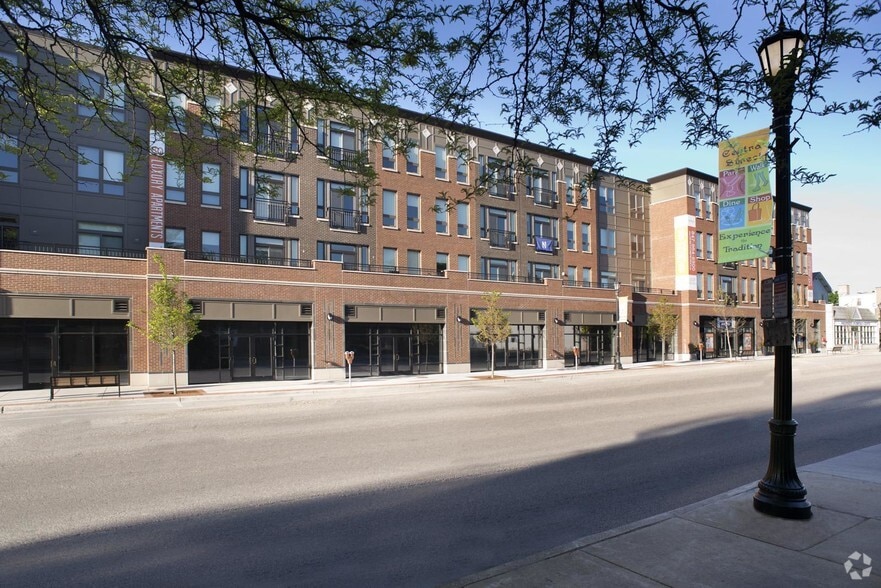 More Photos Of 1720 Central St, Evanston Apartments For Lease