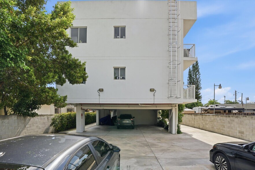 More Photos Of 1860 NW 24th Ave, Miami Apartments For Sale