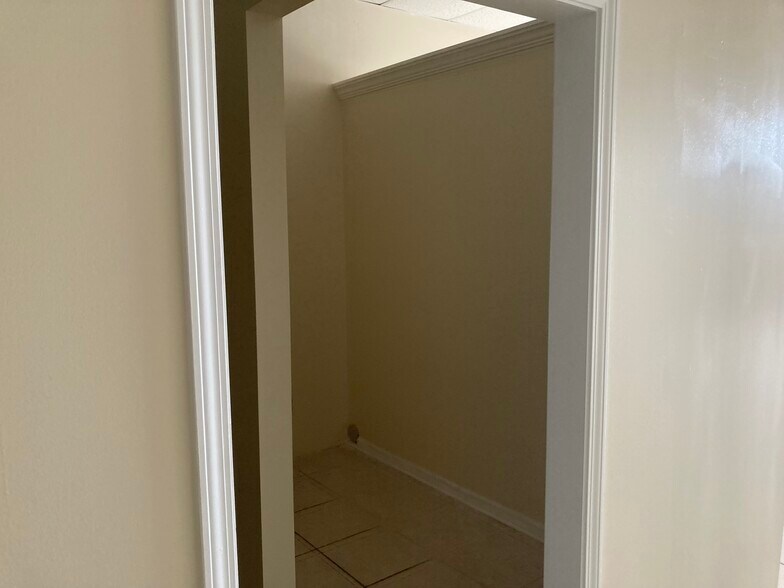 More Photos Of 722-730 S Horner Blvd, Sanford General Retail For Lease