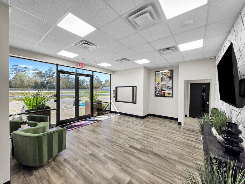 More Photos Of 3410 I-10 W, Orange Office For Sale