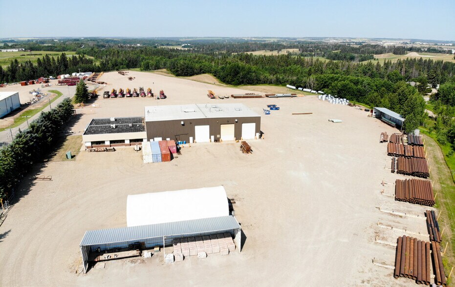 More Photos Of 20 Veenstra Dr, Red Deer County Warehouse For Lease