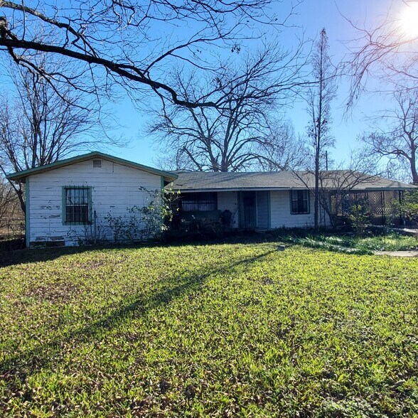 More Photos Of 700 W Goforth Rd, Buda Land For Sale