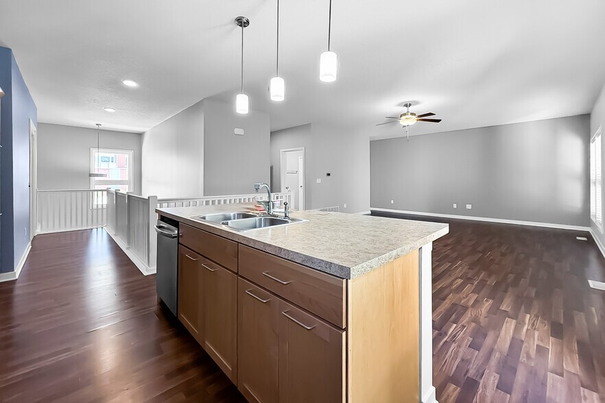 More Photos Of 4326 Hickman Rd, Des Moines Apartments For Sale