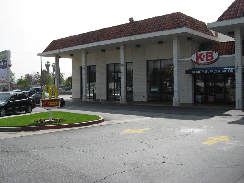 More Photos Of 119-207 N Grand Ave, Covina Unknown For Lease