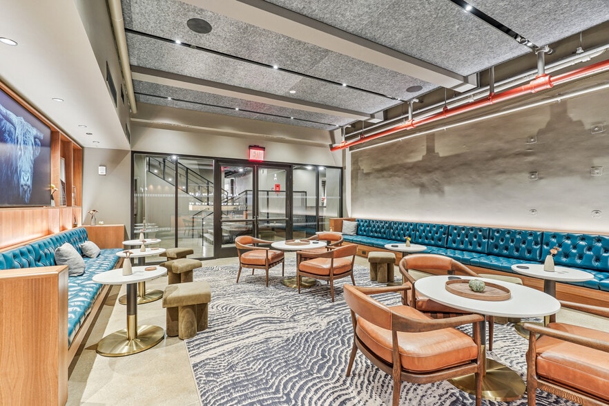 More Photos Of 875 Avenue of the Americas, New York Loft Creative Space For Lease