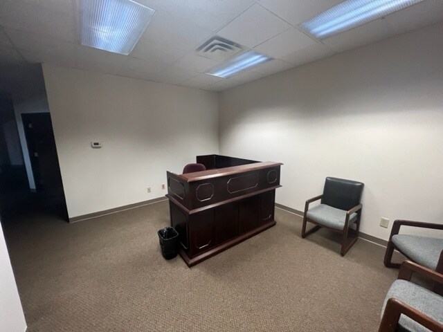 More Photos Of 2 Players Club Dr, Charleston Medical For Sale