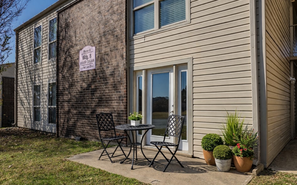 More Photos Of 431 McCain Blvd, North Little Rock Apartments For Sale
