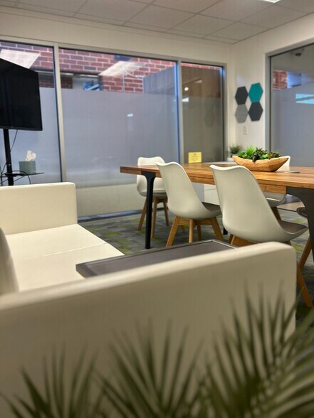 More Photos Of 3411 Pierce Dr NE, Chamblee Coworking Space