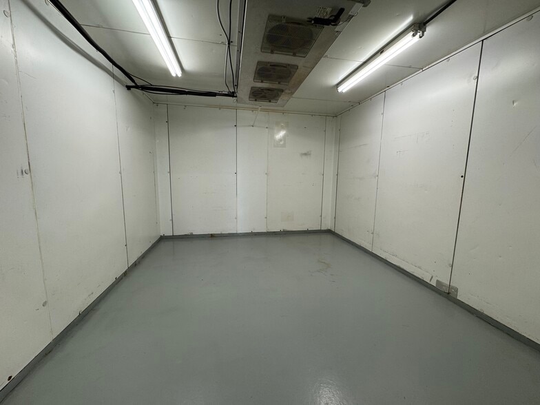More Photos Of 1320 W Danville St, South Hill Office For Lease