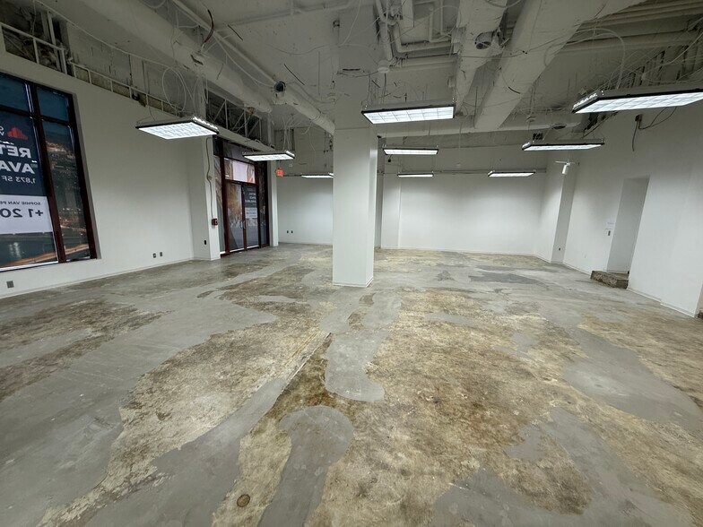 More Photos Of 900 17th St NW, Washington Office For Lease