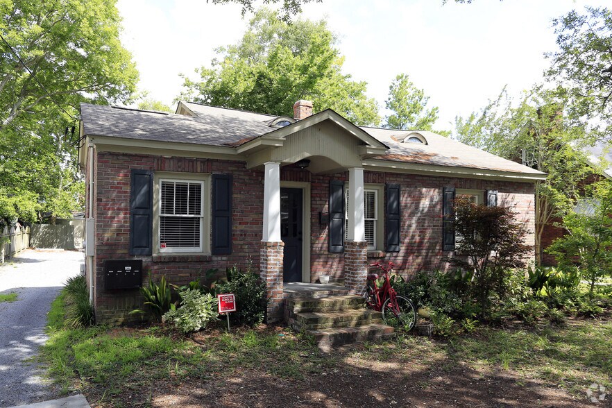 More Photos Of 58 Folly Road Blvd, Charleston Office Residential For Lease