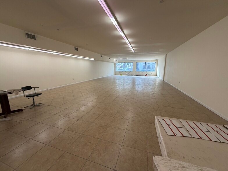 More Photos Of 952 Southern Blvd, Bronx Storefront Retail Office For Lease