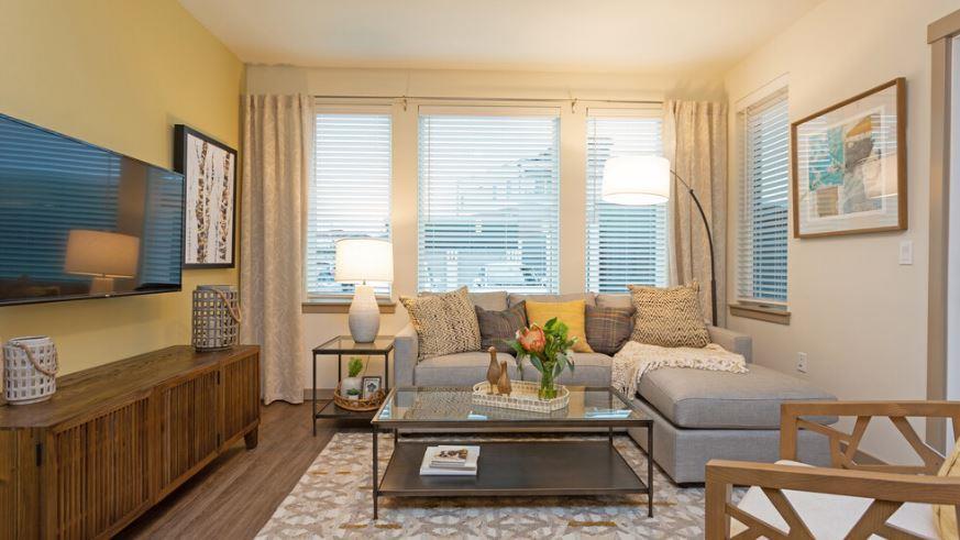 More Photos Of 2200 W Meeker St, Kent Apartments For Lease