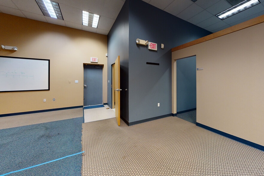 More Photos Of 6790 New Tampa Hwy, Lakeland Unknown For Lease