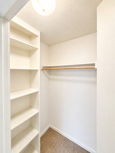 More Photos Of 4955-4959 Elizabeth St N, Keizer Apartments For Sale